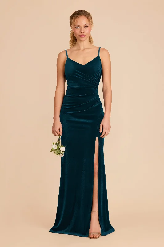 Maternity dress for a baby's first visit to the theater Catherine Velvet Dress - Peacock Maternity dress for a baby's first visit to the theater Catherine Velvet Dress - Peacock