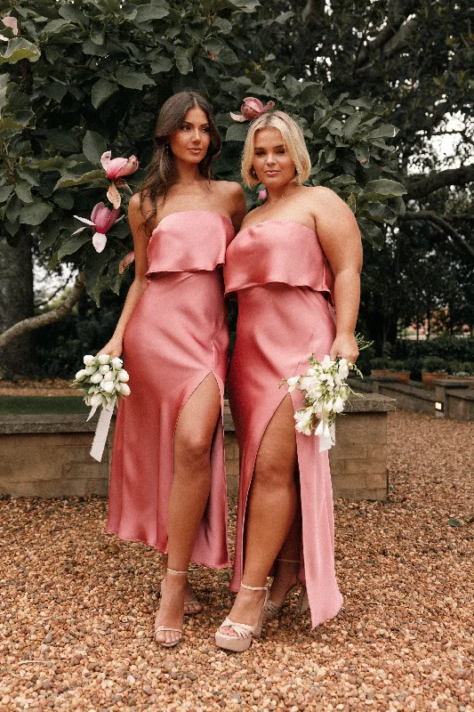 Midi dresses with side slits for a sexy and elegant appearance Vienna Strapless Midi Dress - Dusty Rose Midi dresses with side slits for a sexy and elegant appearance Vienna Strapless Midi Dress - Dusty Rose