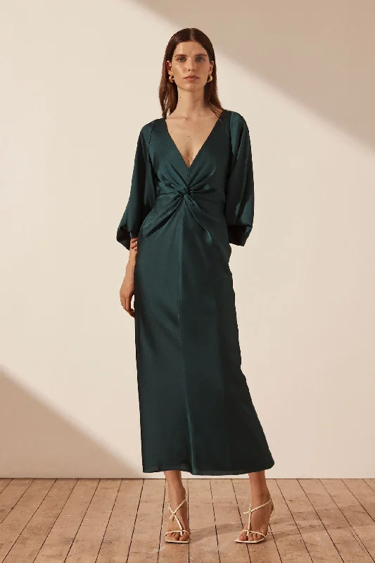 Midi dresses with ruched sleeves for a more fitted and stylish arm look LUXE BALLOON SLEEVE KNOT FRONT MIDI DRESS - EMERALD Midi dresses with ruched sleeves for a more fitted and stylish arm look LUXE BALLOON SLEEVE KNOT FRONT MIDI DRESS - EMERALD