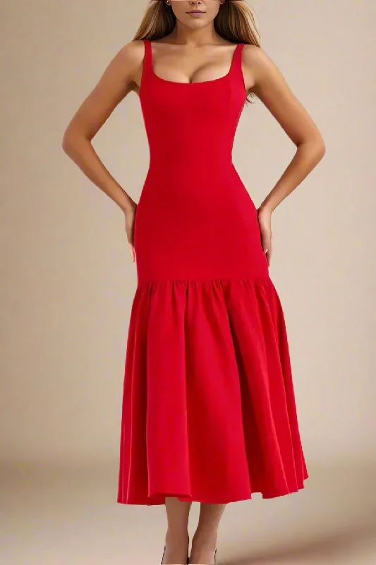 Everyday Dress with Strapless Design for a Glamorous Look Harriet Bodycon Midi Dress - Lipstick Red Everyday Dress with Strapless Design for a Glamorous Look Harriet Bodycon Midi Dress - Lipstick Red