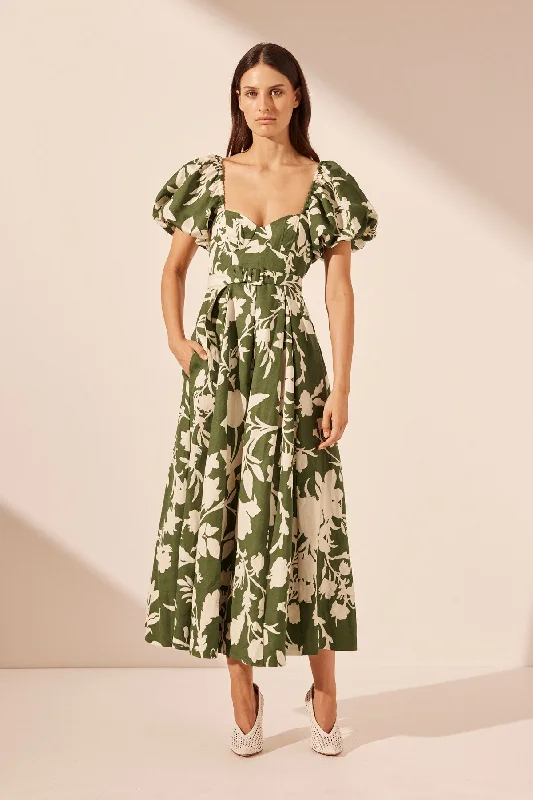 Midi dresses with printed lining for a hidden and stylish detail RENEE SHORT SLEEVE PANELLED BUSTIER MIDI DRESS Midi dresses with printed lining for a hidden and stylish detail RENEE SHORT SLEEVE PANELLED BUSTIER MIDI DRESS