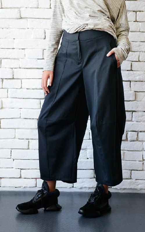 Women's High - Waisted Tight Trousers with Side Slits in Beige for a Trendy LookBlack Loose Pants Women's High - Waisted Tight Trousers with Side Slits in Beige for a Trendy LookBlack Loose Pants