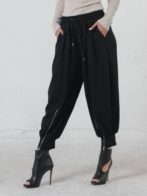 Women's Faux Leather Tight Trousers with Studded Details in Brown for an Edgy StyleExtravagant Harem Pants Women's Faux Leather Tight Trousers with Studded Details in Brown for an Edgy StyleExtravagant Harem Pants