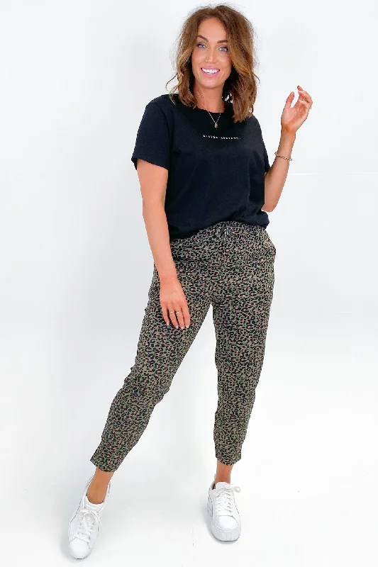 Plus Size Women's Printed Tight Trousers in Floral Patterns for a Spring - Inspired OutfitSilent Theory Tia Leopard Pant Khaki Plus Size Women's Printed Tight Trousers in Floral Patterns for a Spring - Inspired OutfitSilent Theory Tia Leopard Pant Khaki