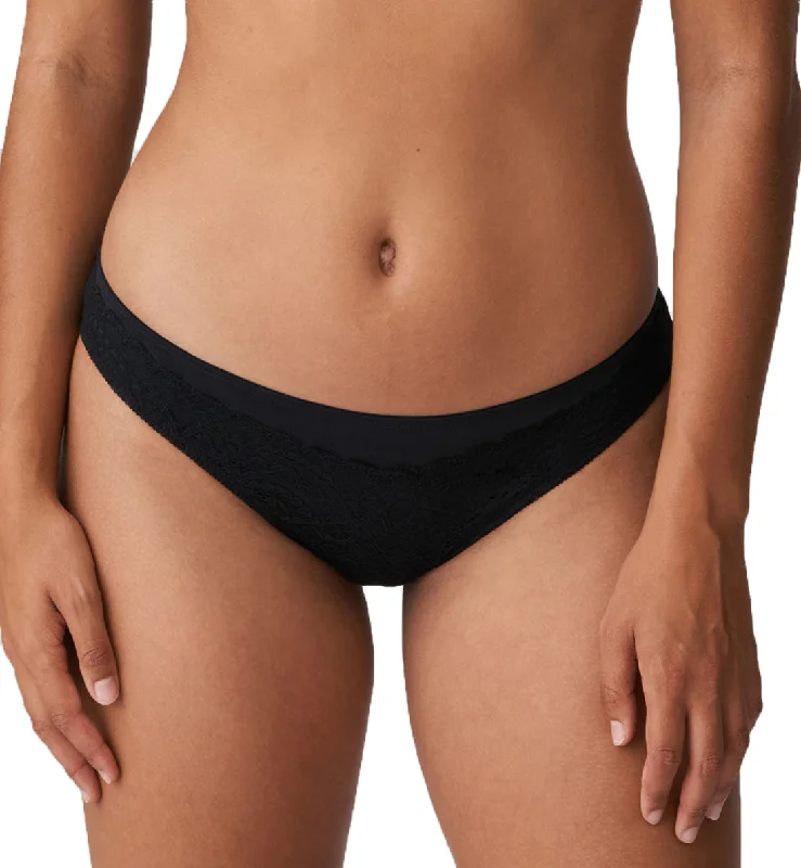 low rise women bikini briefs for a sexy lookPrimaDonna Twist I DO Matching Rio Brief (0541600) - Black