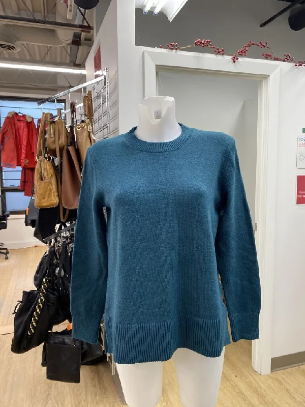 Plus Size Women's V - Neck Long - Sleeve Ribbed Cotton Sweater in Navy for a Classic StyleBanana Republic sweater S NWT