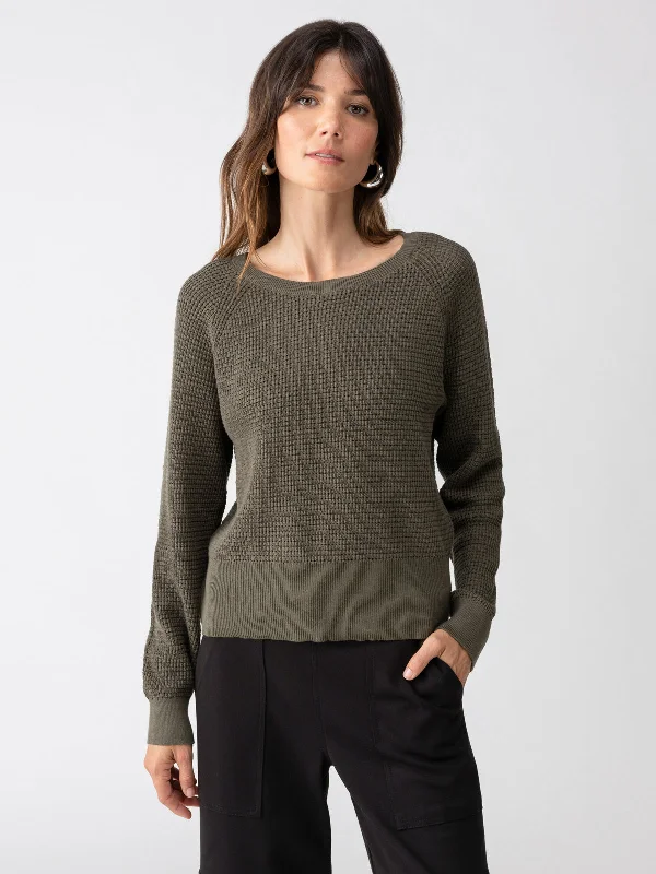 Women's Turtleneck Cashmere - Blend Sweater in Charcoal for a Sophisticated Winter EnsembleEveryday Openwork Sweater Kalamata Women's Turtleneck Cashmere - Blend Sweater in Charcoal for a Sophisticated Winter EnsembleEveryday Openwork Sweater Kalamata