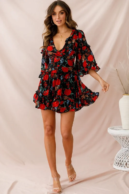 Sheath Women Dress with a Tailored Fit for a Professional LookAlbany Lace Up Back Frill Dress Black/Red Sheath Women Dress with a Tailored Fit for a Professional LookAlbany Lace Up Back Frill Dress Black/Red