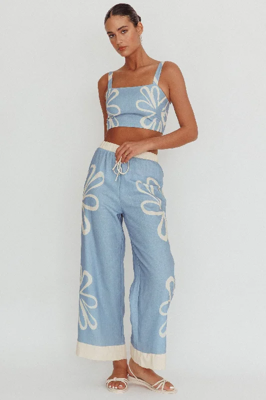 Maxi Women Dress with Floral Print for a Bohemian VibeBriar Floral Wide Leg Pants Beige Blue Maxi Women Dress with Floral Print for a Bohemian VibeBriar Floral Wide Leg Pants Beige Blue