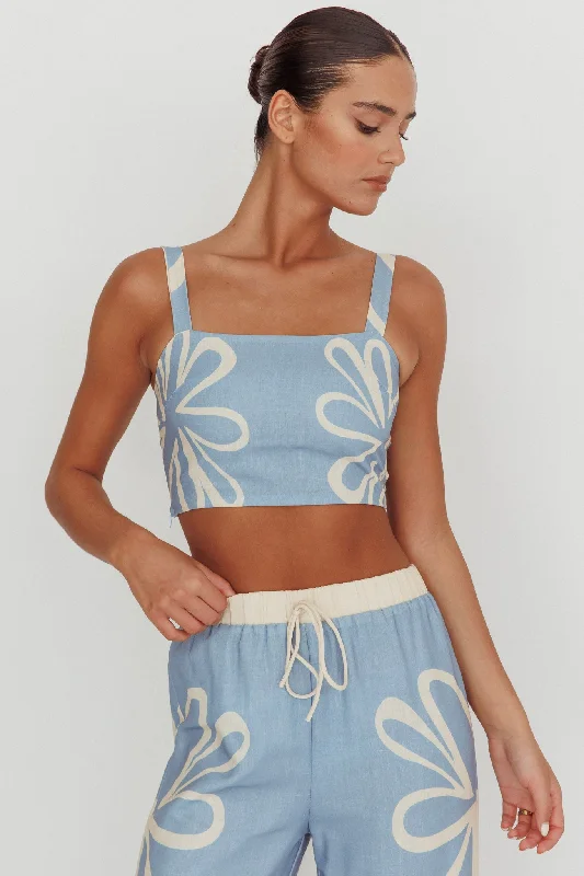 Off - the - Shoulder Women Dress for a Romantic and Feminine LookBriar Square Neck Cropped Top Beige Blue Off - the - Shoulder Women Dress for a Romantic and Feminine LookBriar Square Neck Cropped Top Beige Blue