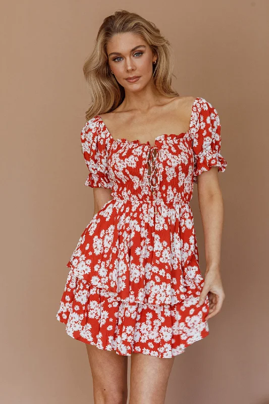 Pleated Women Dress with a Timeless and Elegant TextureBuongiorno Bella Shirred Lace Up Mini Dress Floral Red Pleated Women Dress with a Timeless and Elegant TextureBuongiorno Bella Shirred Lace Up Mini Dress Floral Red