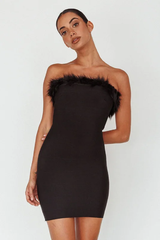 Shift Women Dress with a Simple and Classic Design for Everyday WearCherri Fur Trim Mini Dress Electric Black Shift Women Dress with a Simple and Classic Design for Everyday WearCherri Fur Trim Mini Dress Electric Black