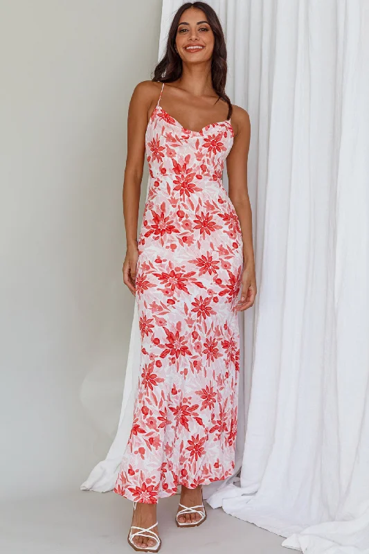 Sleeveless Women Dress in Bright Colors for Summer PartiesJanaina Tie-Up Back Maxi Dress Floral Red Sleeveless Women Dress in Bright Colors for Summer PartiesJanaina Tie-Up Back Maxi Dress Floral Red