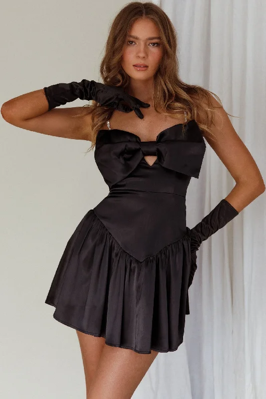 Sleeveless Women Dress in Bright Colors for Summer PartiesSpring Dance Flounce Hem Bow Dress Black Sleeveless Women Dress in Bright Colors for Summer PartiesSpring Dance Flounce Hem Bow Dress Black