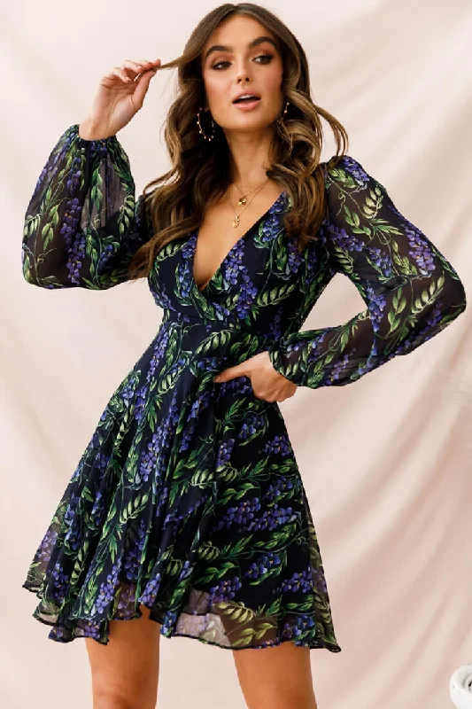 Backless Women Dress for a Sexy and Alluring Look at Evening EventsWisteria Lane Long Sleeve Tea Dress Navy Backless Women Dress for a Sexy and Alluring Look at Evening EventsWisteria Lane Long Sleeve Tea Dress Navy