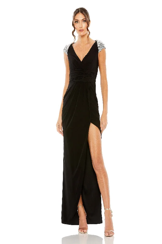 Mermaid - Style Women Dress with a Fitted Silhouette for Special Occasions Mermaid - Style Women Dress with a Fitted Silhouette for Special Occasions Mac Duggal 42069 Mermaid - Style Women Dress with a Fitted Silhouette for Special Occasions Mermaid - Style Women Dress with a Fitted Silhouette for Special Occasions Mac Duggal 42069