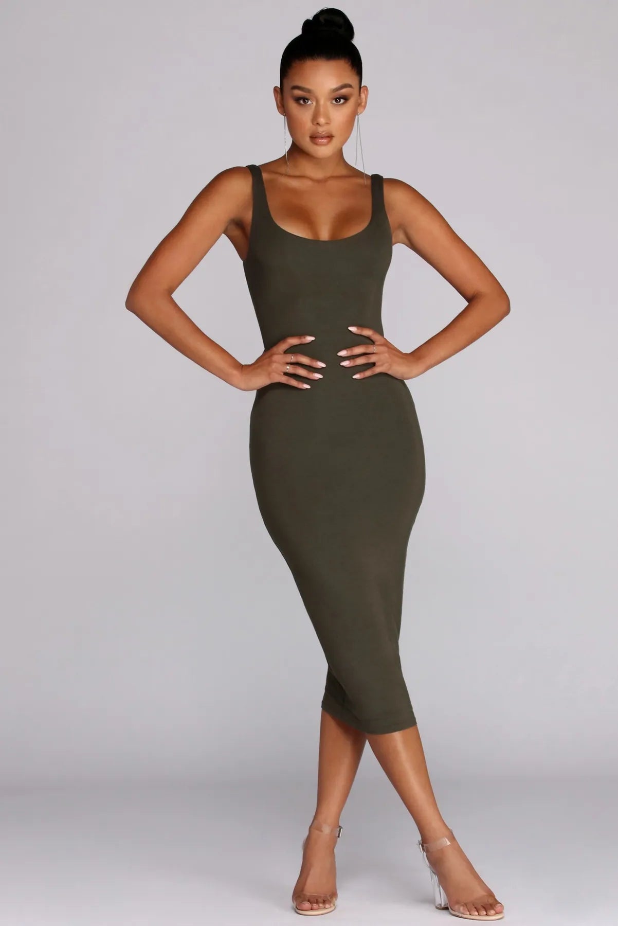 Midi dresses with button - down skirts for a unique and functional designBasic Essentials Midi Dress Midi dresses with button - down skirts for a unique and functional designBasic Essentials Midi Dress