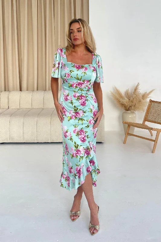 Midi dresses with geometric cutouts for a contemporary and edgy lookHeidi Green Floral Ruched Midi Dress