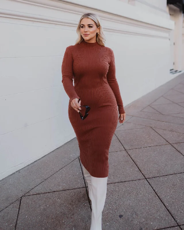 Midi dresses with pom - pom trims for a playful and festive lookMissy Long Sleeve Midi Sweater Dress Midi dresses with pom - pom trims for a playful and festive lookMissy Long Sleeve Midi Sweater Dress
