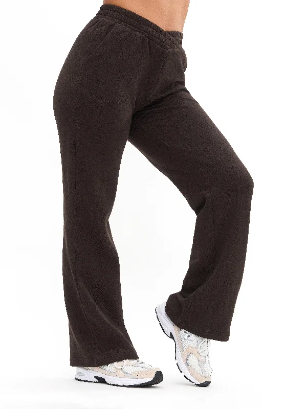 wireless women sport bra for comfortThreads Crossover Sweatpant - Cold Brew