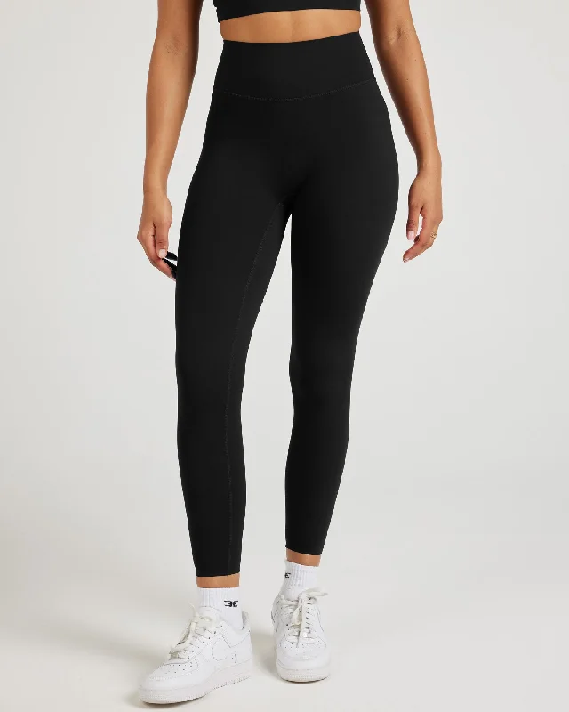 women tights with a wide waistband for a non - restrictive fit7/8 Airey Leggings - Black