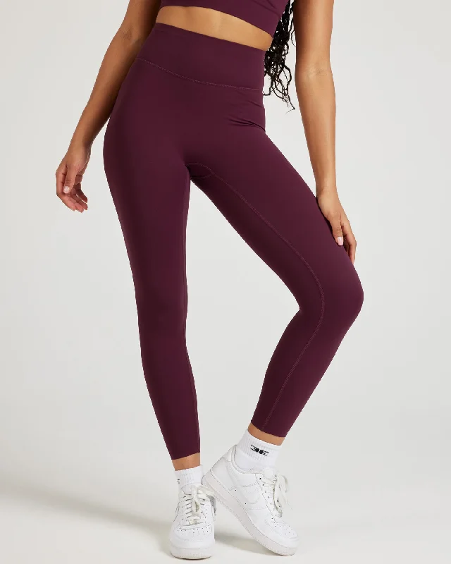 women tights for a casual day with a skirt7/8 Airey Leggings - Cherry Cola