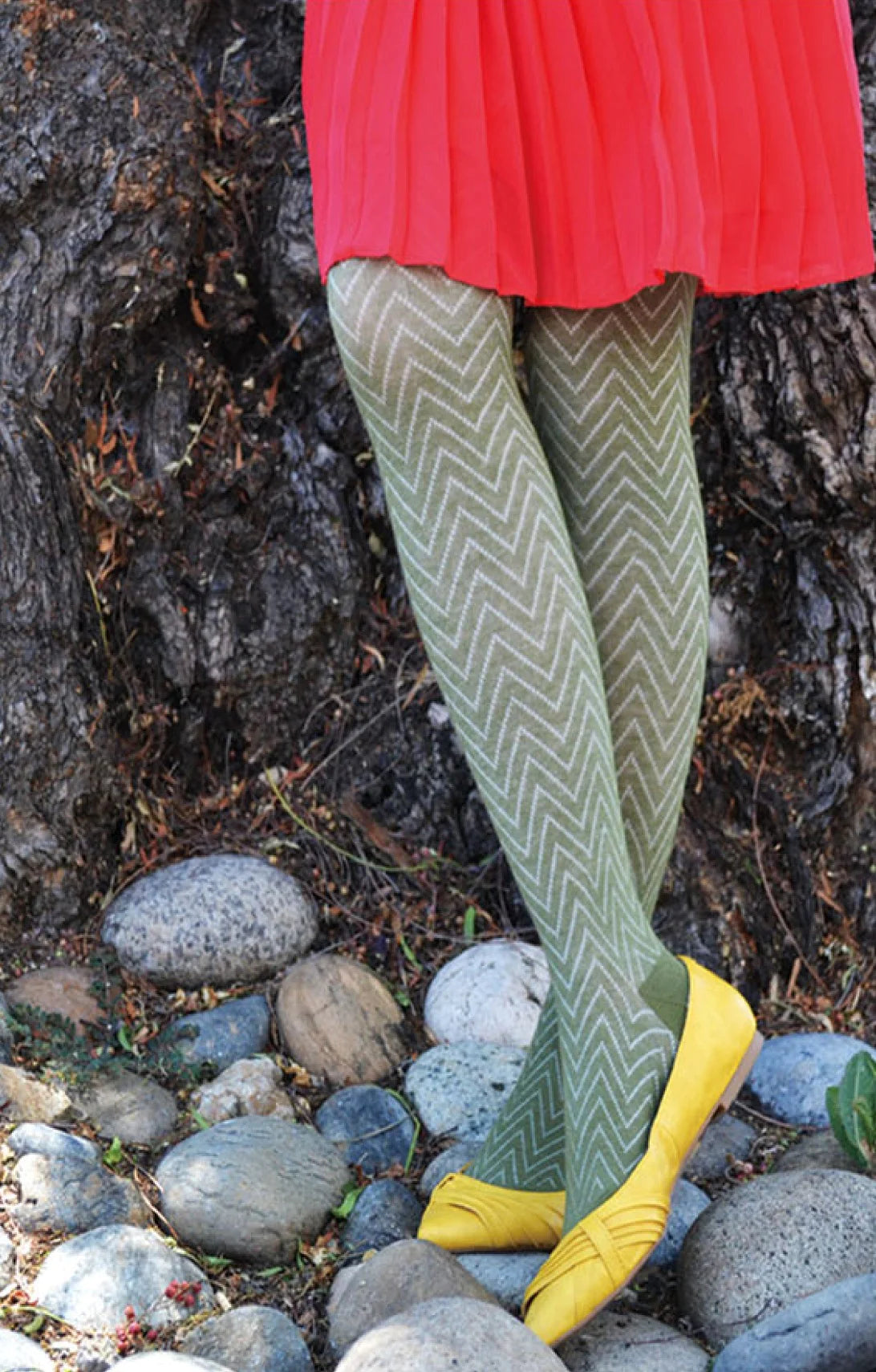 women tights for a winter wedding as a guestZig Zag Comfortable Tights