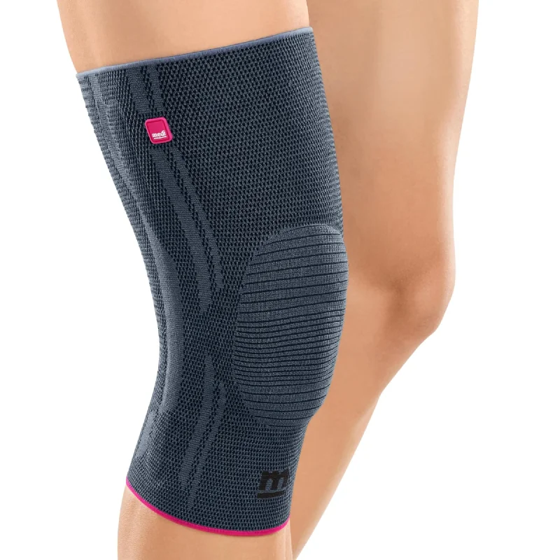 Women's cable - knit ankle socks for a cozy stylemedi Genumedi Knee Support