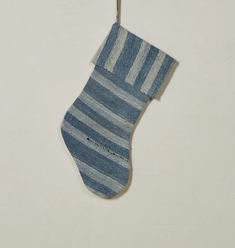 Microfiber stockings for a lightweight optionVintage Stocking Right Facing O.XXV.XX