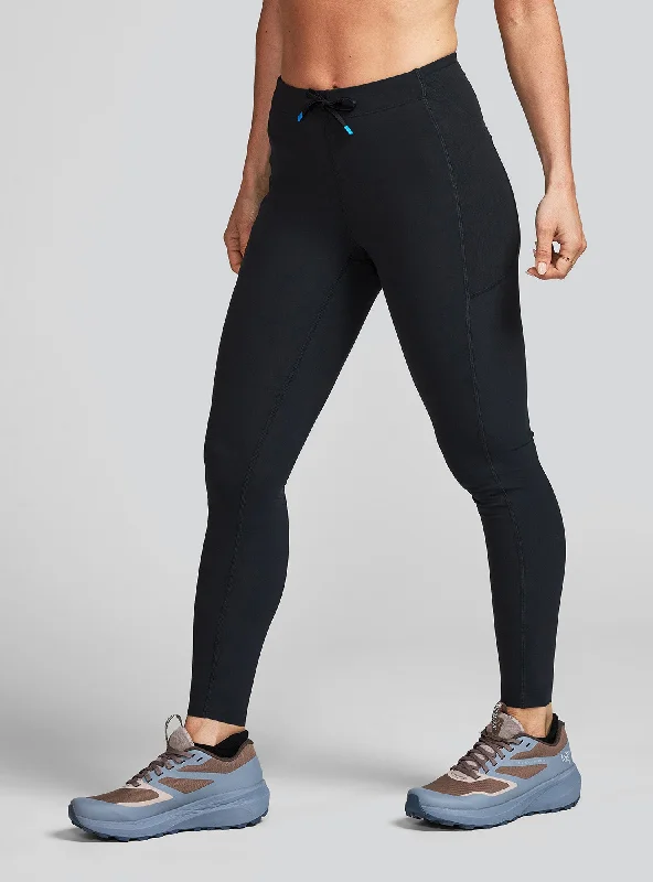 women tights with a glittery finish for a sparkly lookW's 7/8 Trail Tight