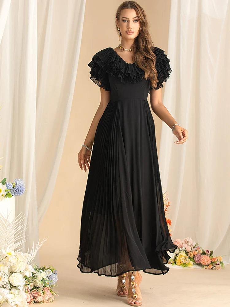 Maxi dresses with geometric prints for a contemporary aestheticDRESS STYLE  - SY1584
