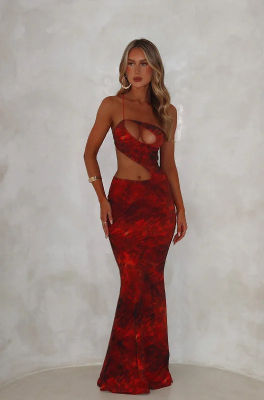 Maxi dresses with a V - neckline for a flattering and elongating shapeFERN MAXI DRESS ORANGE Maxi dresses with a V - neckline for a flattering and elongating shapeFERN MAXI DRESS ORANGE