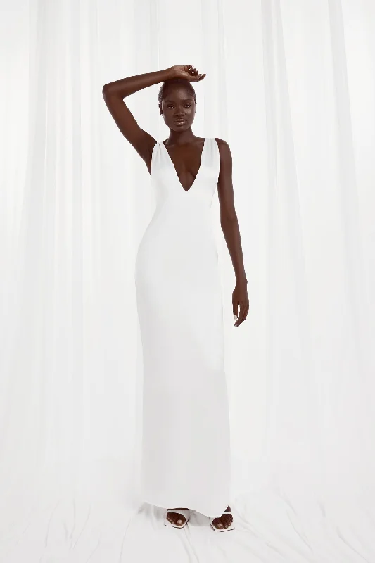 Maxi dresses with a keyhole back for a sexy detailKalma Dress