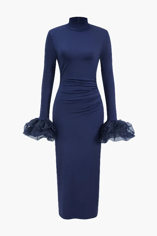 Maxi dresses with beaded embellishments for a fancy and luxurious eventBell Sleeve Long Sleeve Maxi Dress Maxi dresses with beaded embellishments for a fancy and luxurious eventBell Sleeve Long Sleeve Maxi Dress