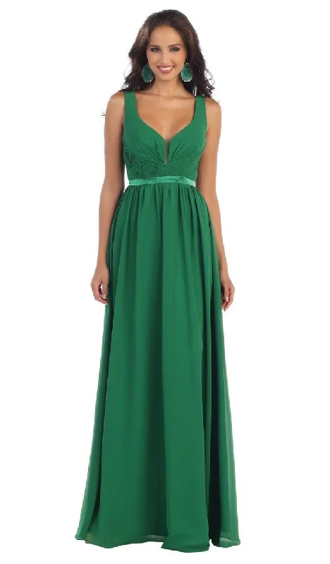 Wedding guest dresses with patchwork designs for a unique lookMay Queen - MQ1225B Sleeveless Plunging Interweaved Prom Gown Wedding guest dresses with patchwork designs for a unique lookMay Queen - MQ1225B Sleeveless Plunging Interweaved Prom Gown