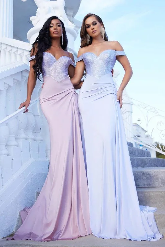 Bow - backed wedding guest dresses in silk for a luxurious feelPortia And Scarlett 21232 Long Formal Prom Gown Bow - backed wedding guest dresses in silk for a luxurious feelPortia And Scarlett 21232 Long Formal Prom Gown