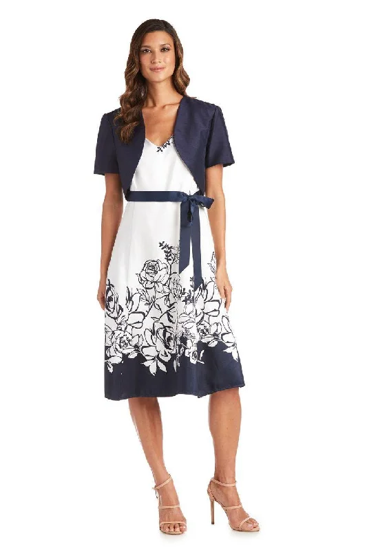Cocktail dresses with a keyhole back and a midi - lengthR&M Richards 1224 Short Graduationdress