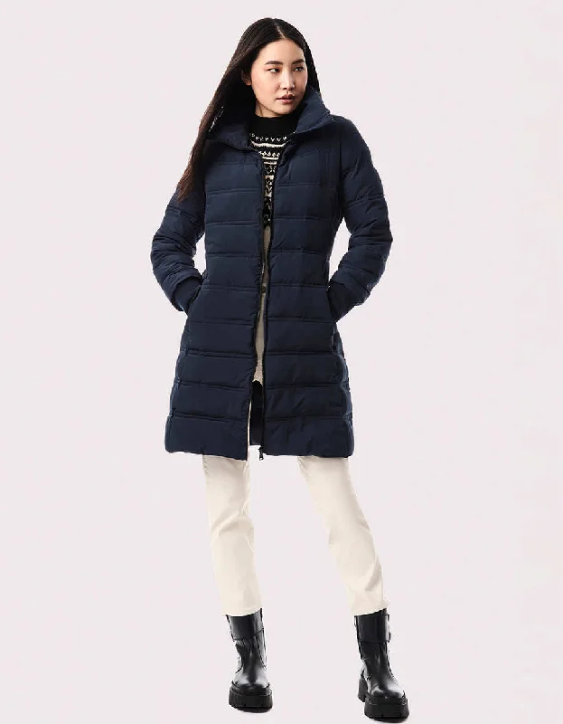 Women's cropped leather coats with silver studs for an edgy lookCity Stretch Puffer Walker Women's cropped leather coats with silver studs for an edgy lookCity Stretch Puffer Walker