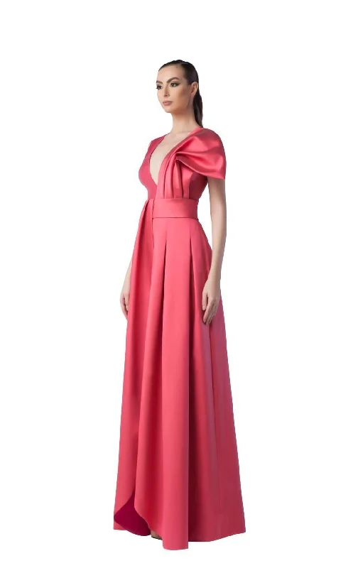 Long - sleeved formal dresses in velvet for a winter formal eventEdward Arsouni Couture 0261 Dress Long - sleeved formal dresses in velvet for a winter formal eventEdward Arsouni Couture 0261 Dress
