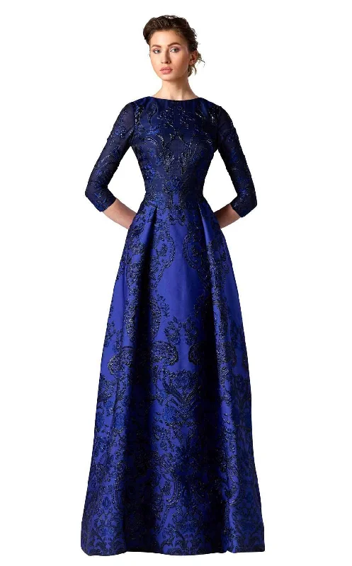 Long - sleeved formal dresses in velvet for a winter formal eventEdward Arsouni Couture 0289 Dress Long - sleeved formal dresses in velvet for a winter formal eventEdward Arsouni Couture 0289 Dress