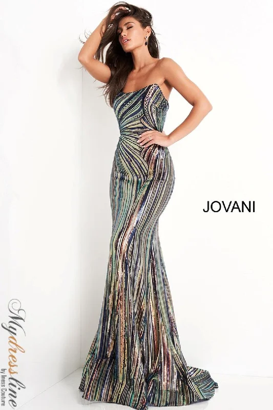 Strapless formal dresses with tulle skirts for a classic prom lookJovani 04810