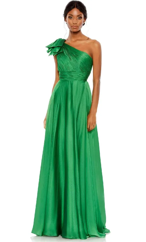 Sheath formal dresses with metallic thread detailing for a modern promMac Duggal 67476 - One-Sleeve Pleated Detail Prom Gown Sheath formal dresses with metallic thread detailing for a modern promMac Duggal 67476 - One-Sleeve Pleated Detail Prom Gown