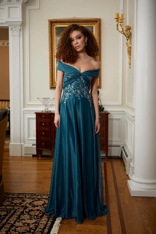 Bodycon dress made of satin for a luxurious feelMGNY Madeline Gardner New York 72814 Long Beaded Floral Formal Dress Bodycon dress made of satin for a luxurious feelMGNY Madeline Gardner New York 72814 Long Beaded Floral Formal Dress