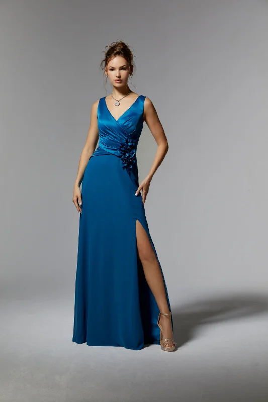 Bodycon dress for a cocktail partyMGNY Madeline Gardner New York 72903 Formal Evening Long Gown Bodycon dress for a cocktail partyMGNY Madeline Gardner New York 72903 Formal Evening Long Gown