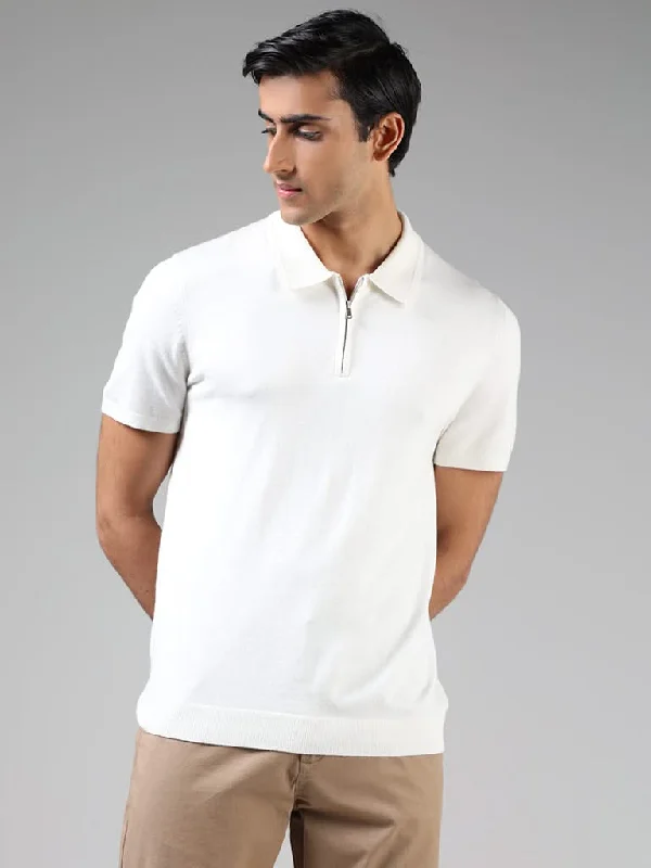 Belted Women Shorts to Enhance the WaistlineAscot Off White Relaxed-Fit Polo Zipper T-Shirt Belted Women Shorts to Enhance the WaistlineAscot Off White Relaxed-Fit Polo Zipper T-Shirt