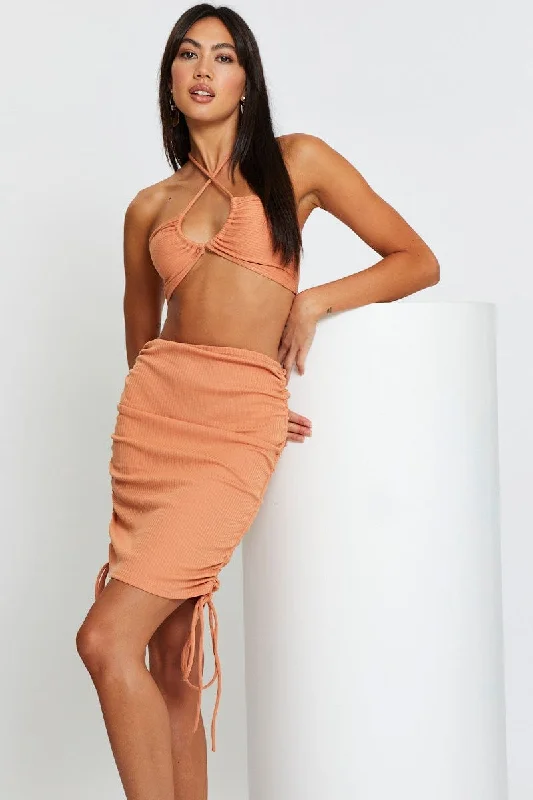 Bermuda Women Shorts for a Classic and Sophisticated LookBrown Ribbed Ruched Drawstring Skirt Bermuda Women Shorts for a Classic and Sophisticated LookBrown Ribbed Ruched Drawstring Skirt