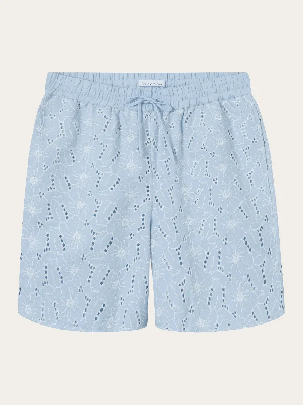 Printed Floral Women Shorts for a Summer - Ready StyleEmbroidery anglaise shorts - Skyway Printed Floral Women Shorts for a Summer - Ready StyleEmbroidery anglaise shorts - Skyway